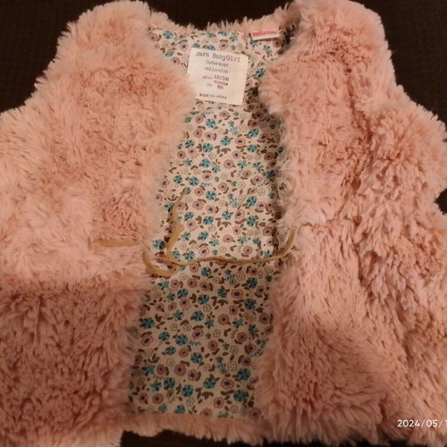 Baby Zara fur baby vest like new 12-18 months