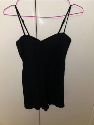 Dress shorts size M like new