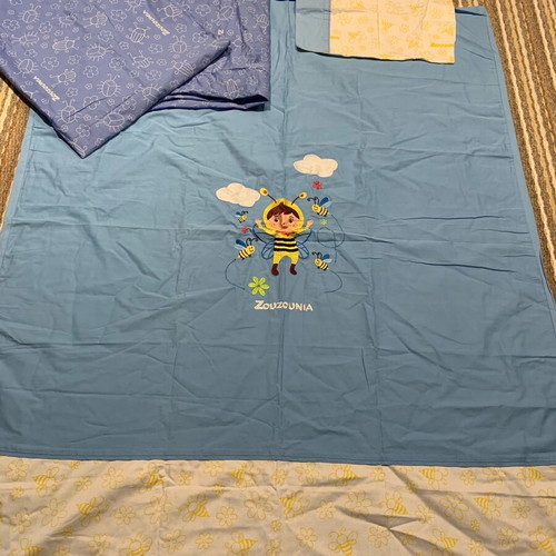 Children's bedding set like new with 2 sheets, 1 duvet cover, 1 pillowcase