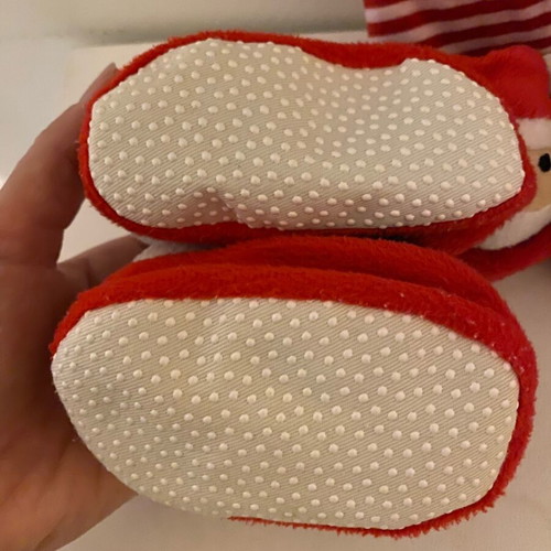 Christmas Baby Socks like new, size 19-21, non-slip