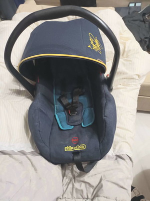 Baby car seat used in very good condition