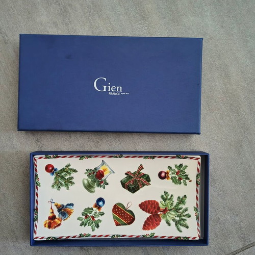 Gien France Joyeux Noel tray new, Christmas collection