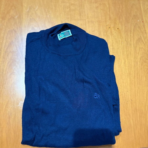 Dur sweater size XL like new
