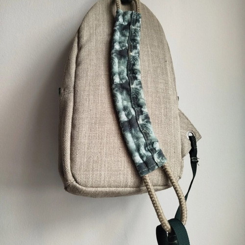 Zara boys sling bag like new