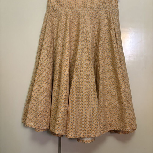Vintage Chic midi A-line skirt, mustard with geometric pattern