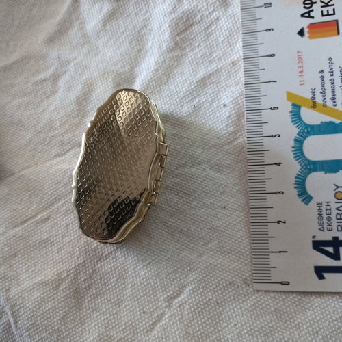 Small metal case like new for pills or other uses
