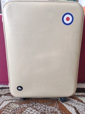 Vintage travel suitcase used, beige with 4 wheels and aluminum frame