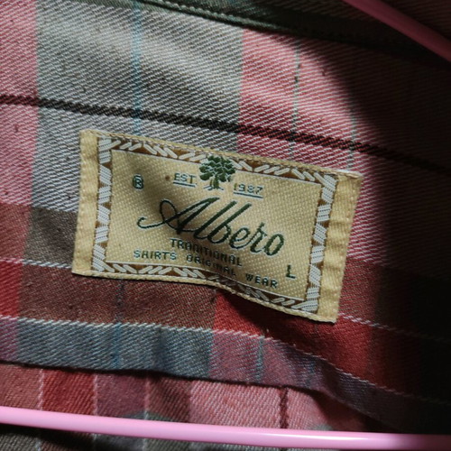 Men's dress shirts used, sizes M and L, multicolored