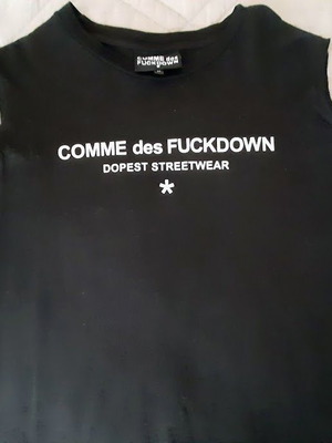 Comme Des Fuckdown shoulders off sweatshirt like new, size M/L, black