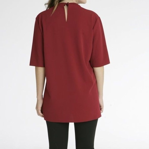 Long blouse new with neck opening, one size, burgundy