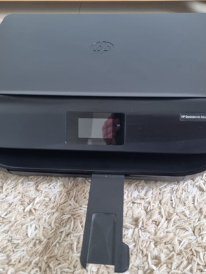 HP DeskJet Ink Advantage 5075 printer like new, Wi-Fi all-in-one
