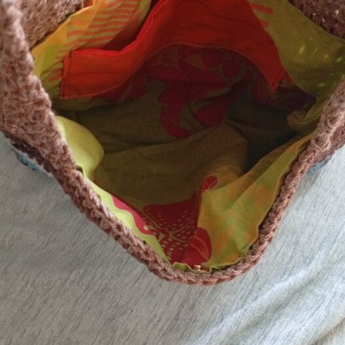 Handmade Crochet Shoulder Bag with Lining and Reinforced Bottom
