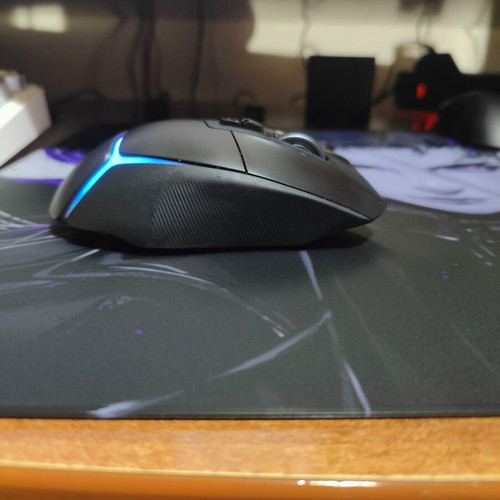 Logitech G502X Plus mouse used with Tiger ice dot skates
