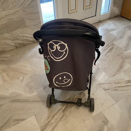 Moni baby stroller used, foldable, black/grey with designs