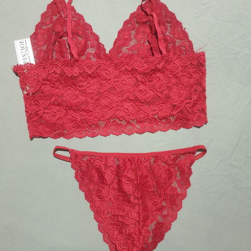 Bralette and bottom set Prestige new, burgundy lace L/XL