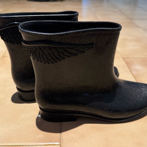 Melissa rain boots new, size 39, black