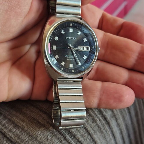 Citizen Moon Dater mechanical watch 1980