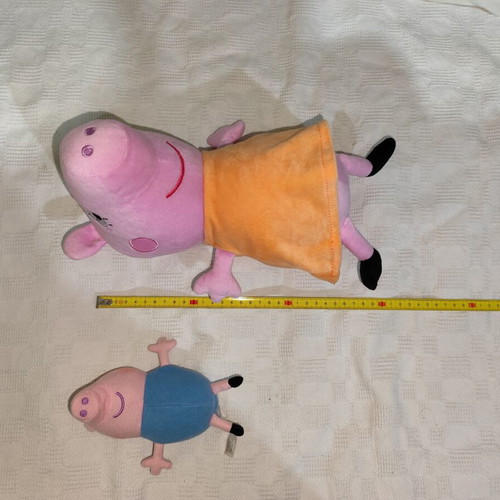 Peppa Pig and George plush toy set used with Candy Cat