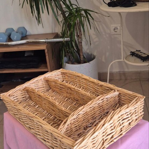 Wicker cutlery holder like new