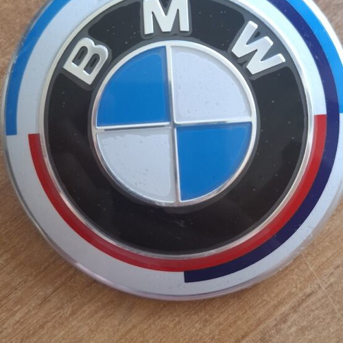BMW hood emblem 82 millimeters new