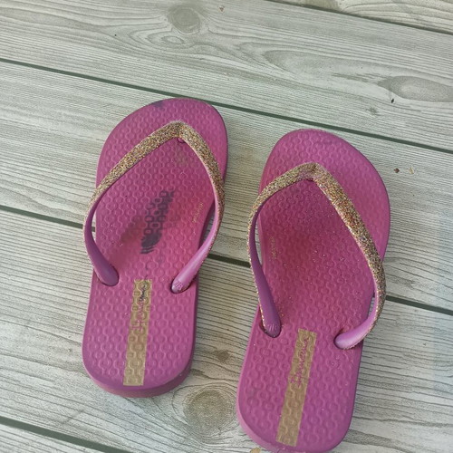 Ipanema Brasil children's flip flops size 29