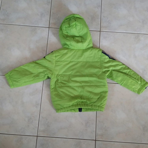 Gang hooded jacket for boys 2-3 years like new, green