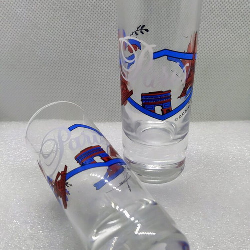 Vintage/Retro Paris souvenir glass shooter set of 2 in like new condition