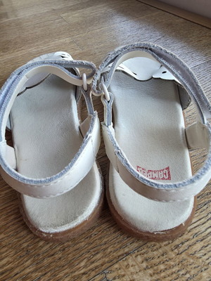 Camper sandals for girls size 29 used, white