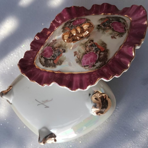 Vintage porcelain jewelry boxes set of two Rococo style like new