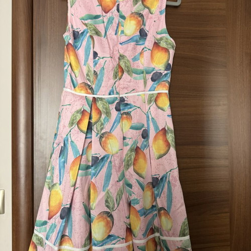 Lindy Bop dress with lemon print, like new, pink, size UK10