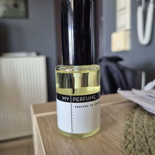 Prada Paradoxe type perfume 30ml new