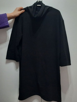 Winter turtleneck dress black like new, size L