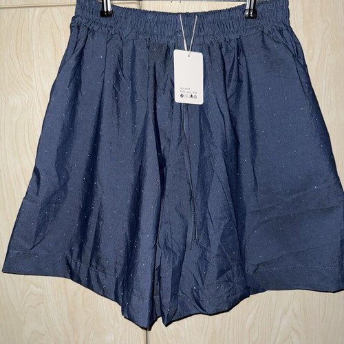 Blue bermuda shorts with strass, elastic waist, size XXL-XXXL