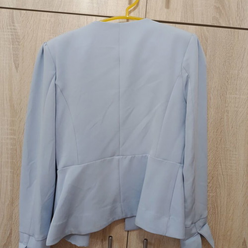 Light Blue Jacket new, size Medium
