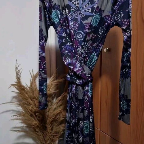 Atos Lombardini floral dress like new with waist belt