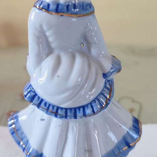 Vintage porcelain figurine 'Woman with Fan'