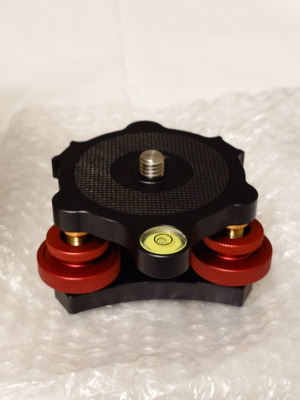 Tripod Head with Quick Alignment Base unused