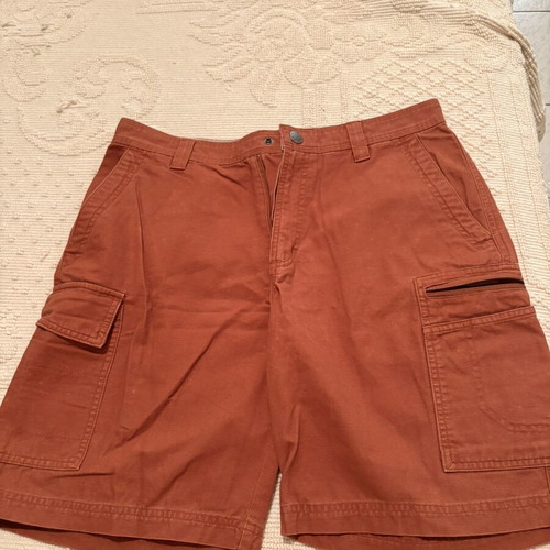 Columbia bermuda shorts like new, brown, size S