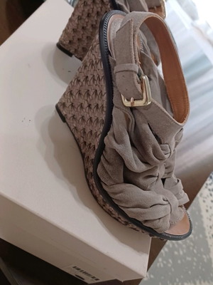 Дамски платформи Uterque употребявани 37 велур кожа сиво-бежови