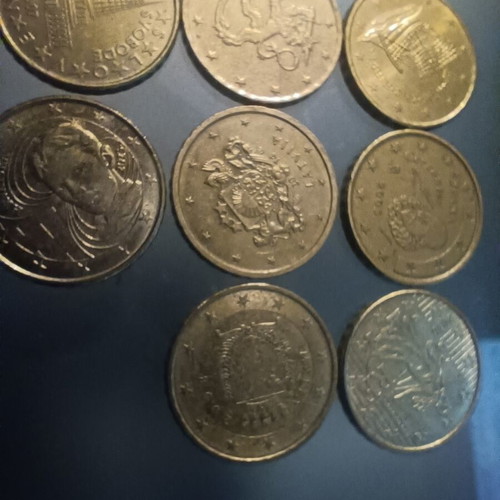 20 different 10 cent coins from 18 countries