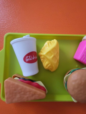 Mini fast food set like new, realistic plastic food