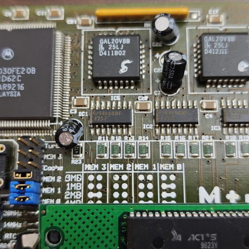 Amiga 1200 68030 accelerator M-Tec T1230/28 with FPU and 8MB fast RAM like new