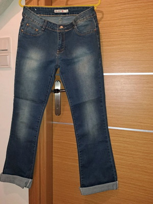 Miss Natalie jeans like new, size L, blue with rhinestone design