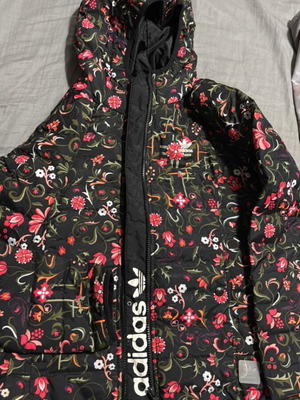 Adidas floral jacket size S like new, black and red