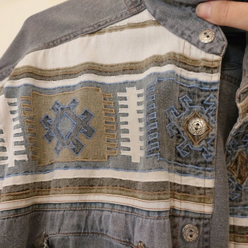 Jack Morgan boho tribal shirt size L like new, gray beige
