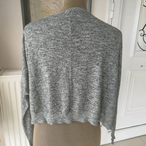 Bershka knitted sweater grey like new, size M