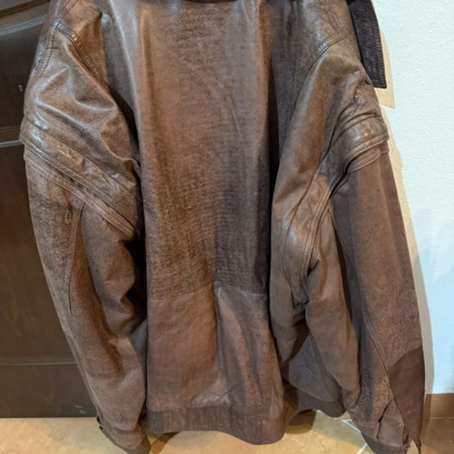 Leather jacket like new, genuine leather, size 58, unisex