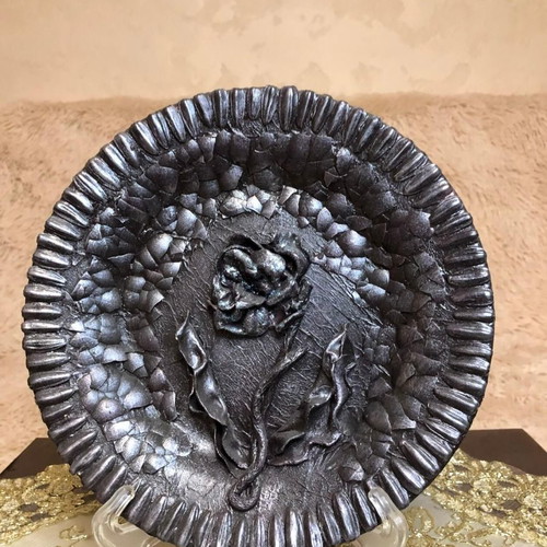 Decorative plate Roza new with gift stand