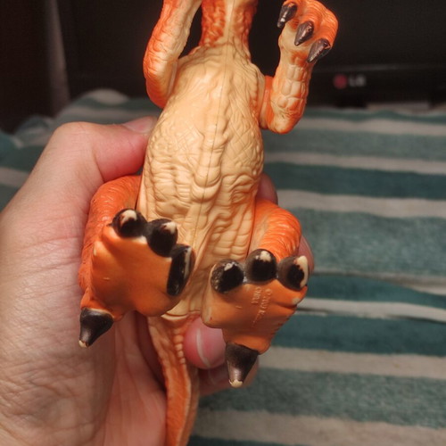 Mattel Jurassic Park 2003 Velociraptor figure used