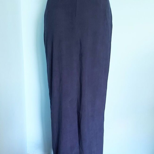 Velvet long skirt with slits and snake print like new